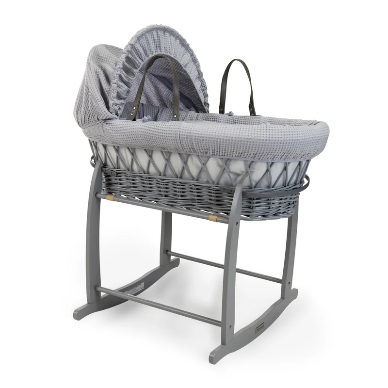 Stylish Waffle Wicker Moses Basket for Your Newborn - Image 12