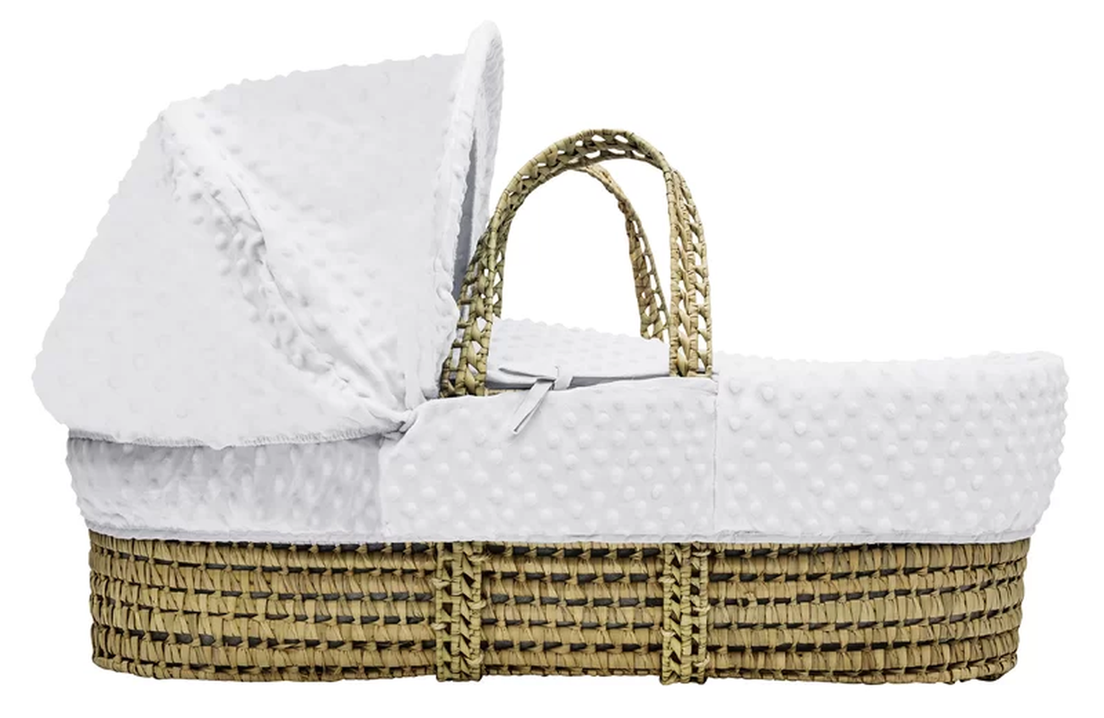 Cozy and Stylish Moses Basket for Your Newborn - Image 7