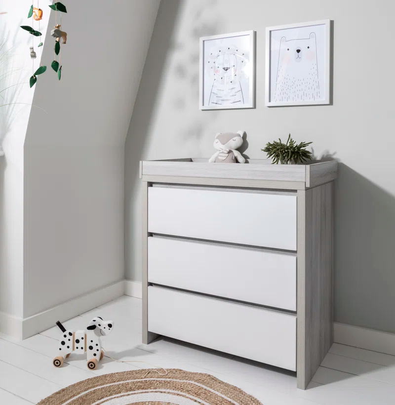 Stylish Modena 2-Piece Nursery Furniture Set for Your Dream Baby Room - Image 12